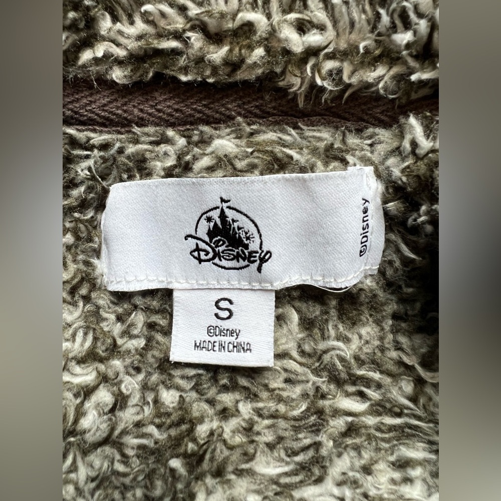 Disney Parks Jacket Womens Small Plush Fleece Sherpa Gray Black Full Zip - Picture 9 of 12